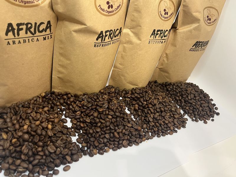 Кавовий набір AFRICA 2 кг (4&times;500 г), у зернах: Arabica Mix / Espresso Blend / Robusta Mix / Robusta Guinea 63-0028 фото