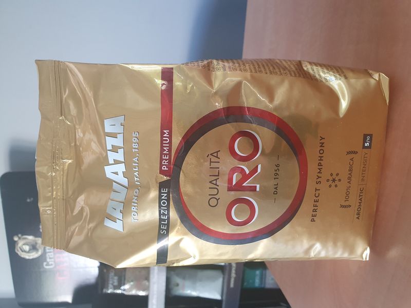 Ящик кави в зернах Lavazza Qualita Oro (оригінал) 100% арабіка 1 кг (у ящику 6шт) 0200027 фото